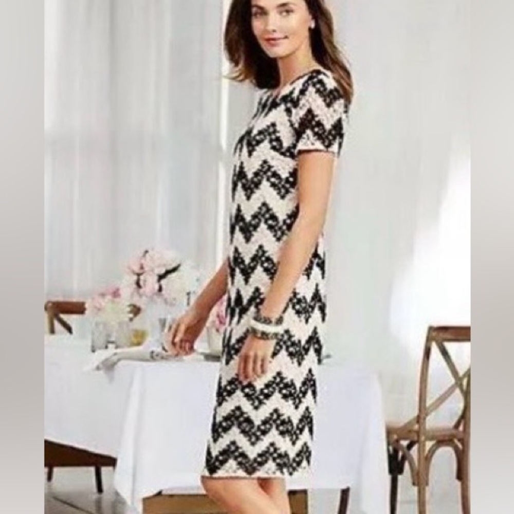 TALBOTS Black White Chevron‎ Lace Short Sleeve MIDI Dress Crochet 4P